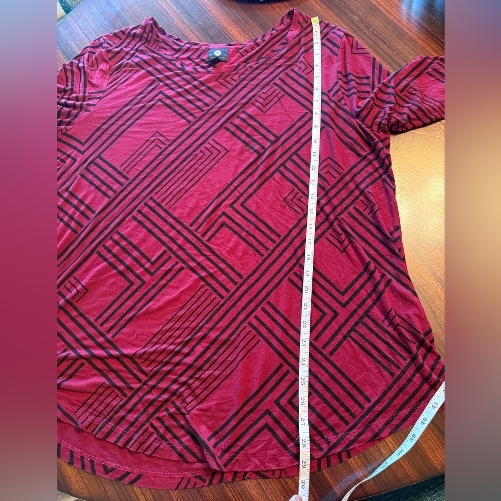 JM Collection Top Womens XXL Burgundy Black Geometric 3/4 Sleeve Tunic - Picture 11 of 12